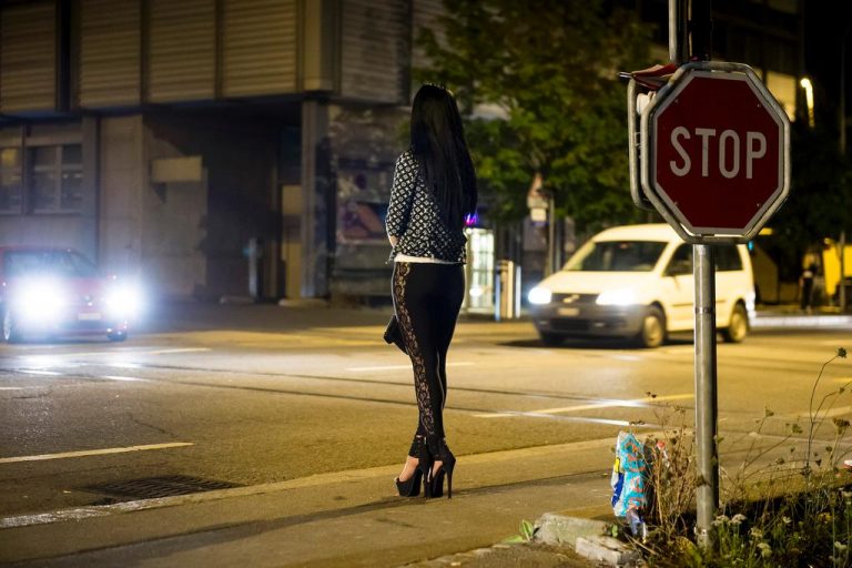 Osimo, Le Marche prostituta